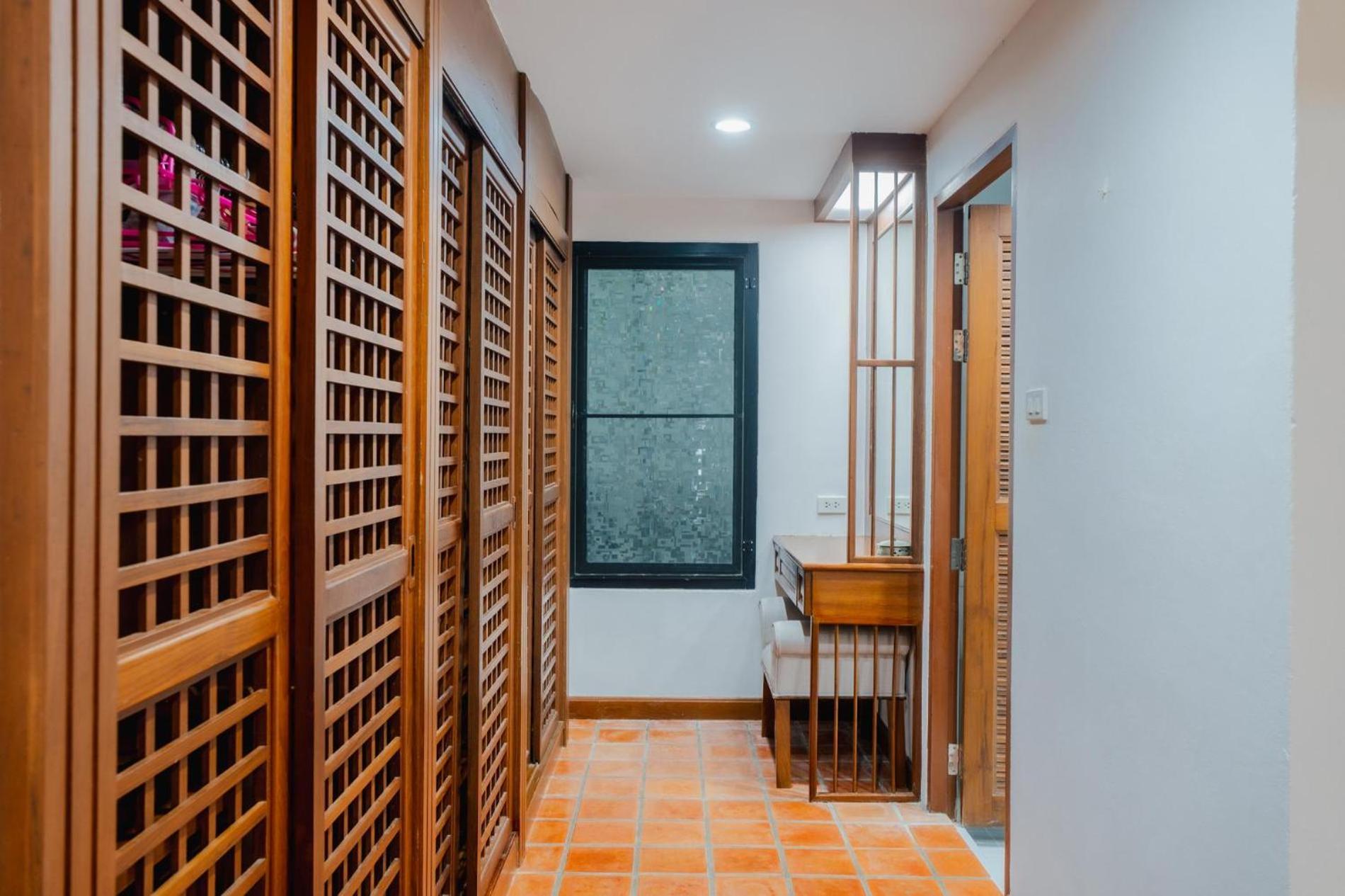 Апартаменты The Sands 2 Bedroom Naiharn Nai Harn